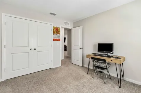 72 Brazil Nut Circle Jacksonville FL 32218