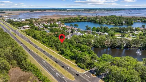 000 State Road 200 Fernandina Beach FL 32034
