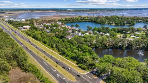 000 State Road 200 Fernandina Beach FL 32034