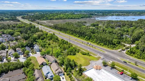 000 State Road 200 Fernandina Beach FL 32034