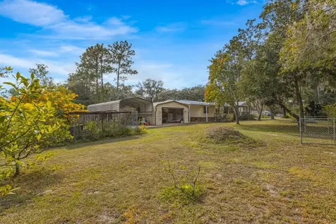 101 Palmland Avenue Satsuma FL 32189