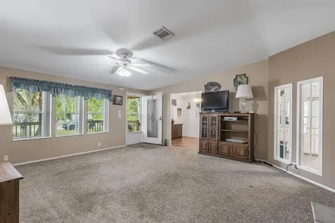 101 Palmland Avenue Satsuma FL 32189
