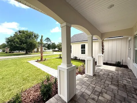 96076 Captains Pointe Road Yulee FL 32097