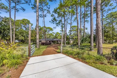 96111 Pirates Bluff Road Yulee FL 32097