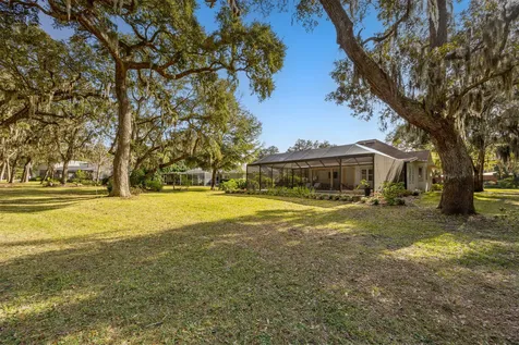 2415 Los Robles Fernandina Beach FL 32034