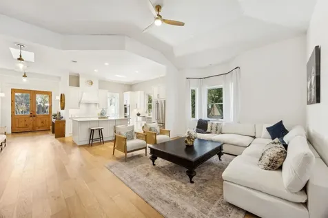 2415 Los Robles Fernandina Beach FL 32034