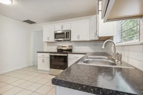 423 South Boulevard Macclenny FL 32063