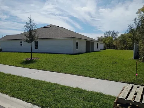 96939 Mcgirts Creek Loop Yulee FL 32097