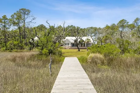 1900 Sycamore Lane Fernandina Beach FL 32034