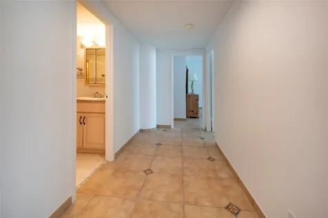 3725 S Ocean Drive Fort Lauderdale FL 33009