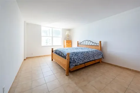 3725 S Ocean Drive Fort Lauderdale FL 33009
