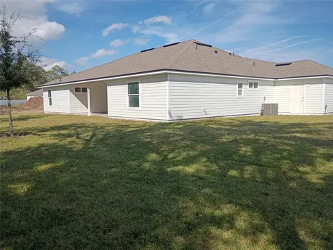 96915 Mcgirts Creek Loop Yulee FL 32097
