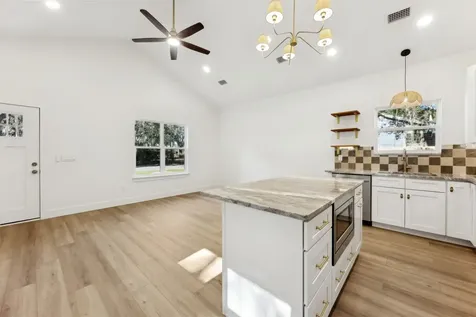 520 Division Street Fernandina Beach FL 32034