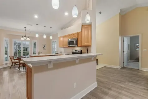 1811 Village Court Fernandina Beach FL 32034