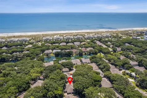1811 Village Court Fernandina Beach FL 32034