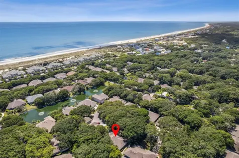 1811 Village Court Fernandina Beach FL 32034