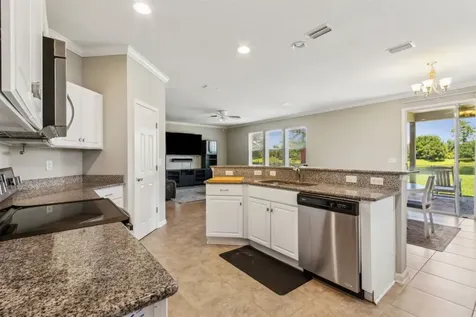 15941 Hutton Lane Jacksonville FL 32218