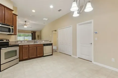 86155 Vegas Boulevard Yulee FL 32097