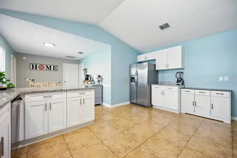 1618 Beverly Bay Court Jacksonville FL 32225