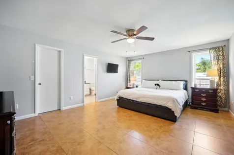 1618 Beverly Bay Court Jacksonville FL 32225