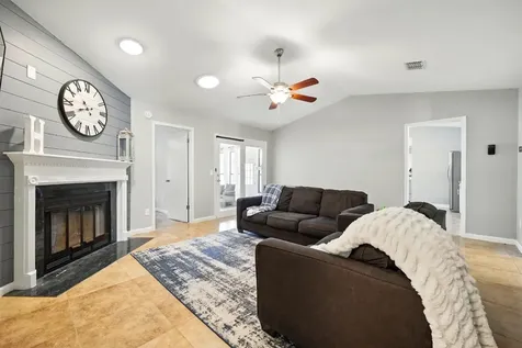 1618 Beverly Bay Court Jacksonville FL 32225