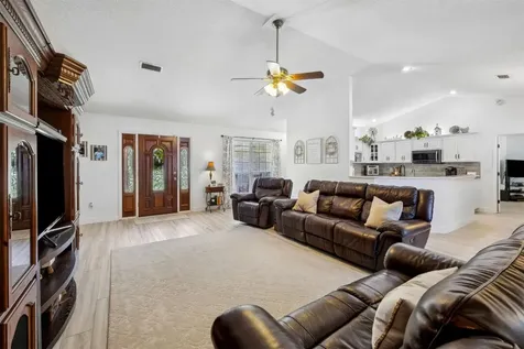 6431 Conifer Cove Court Jacksonville FL 32218