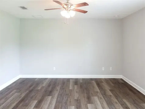 27479 Iowa Street Hilliard FL 32046