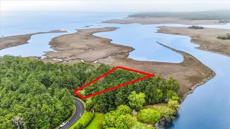 5616 Tarpon Court Milton FL 32583