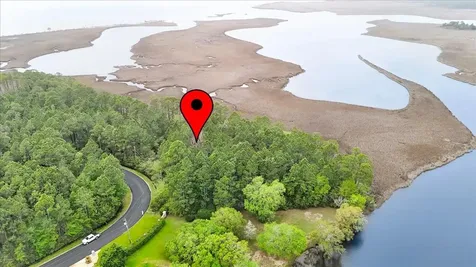 5616 Tarpon Court Milton FL 32583