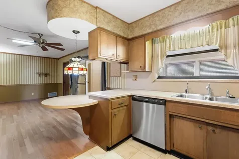 8551 Burkhall Street Jacksonville FL 32211