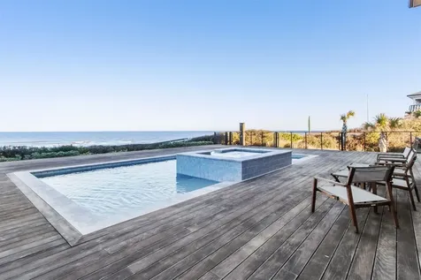 8200 Residence Court Fernandina Beach FL 32034