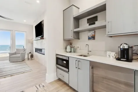 8200 Residence Court Fernandina Beach FL 32034