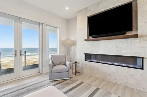 8200 Residence Court Fernandina Beach FL 32034