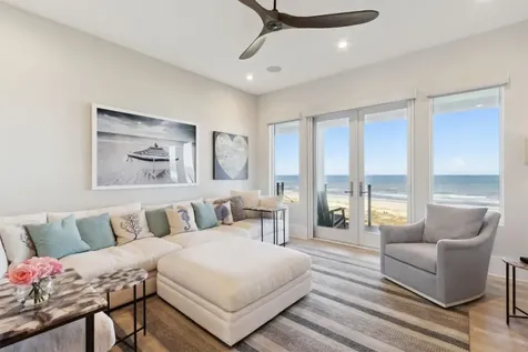 8200 Residence Court Fernandina Beach FL 32034