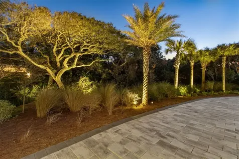 8200 Residence Court Fernandina Beach FL 32034