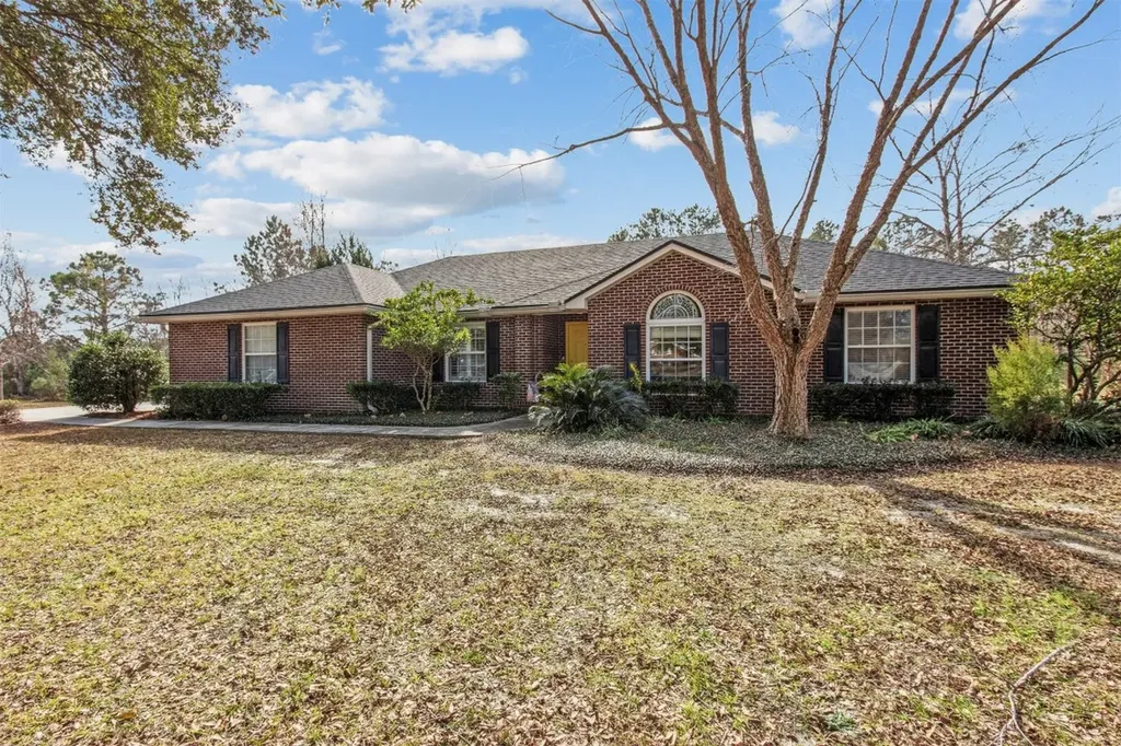 44383 Caties Way Callahan FL 32011