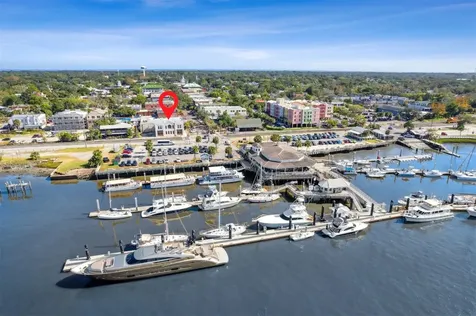 101 Centre Street Fernandina Beach FL 32034