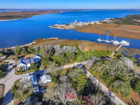 817 Ladies Street Fernandina Beach FL 32034