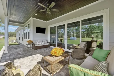 9902 Kings Crossing Drive Jacksonville FL 32219