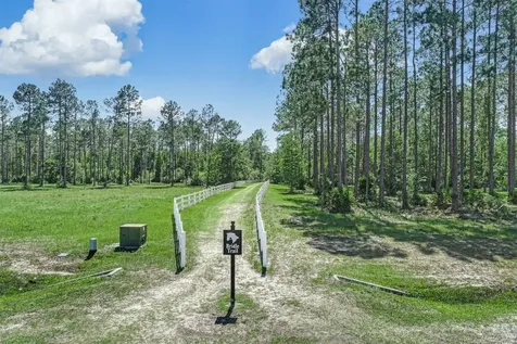 9902 Kings Crossing Drive Jacksonville FL 32219