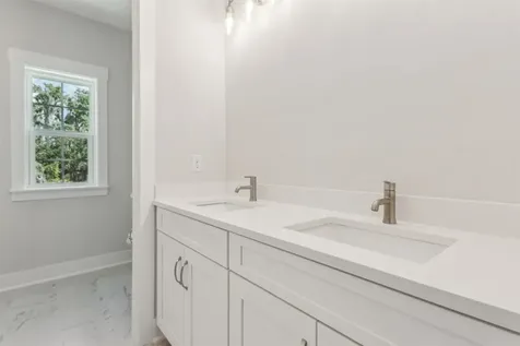 96606 Compass Point Drive Fernandina Beach FL 32034