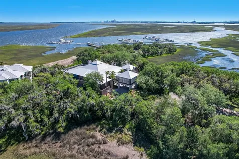 96606 Compass Point Drive Fernandina Beach FL 32034