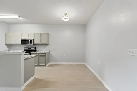 7042 Mills Avenue Jacksonville FL 32211