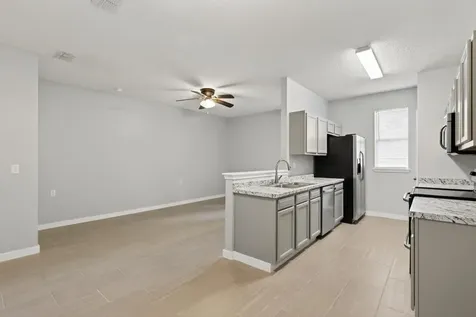 7042 Mills Avenue Jacksonville FL 32211