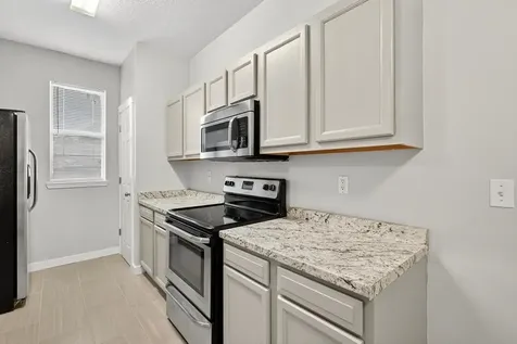 7042 Mills Avenue Jacksonville FL 32211
