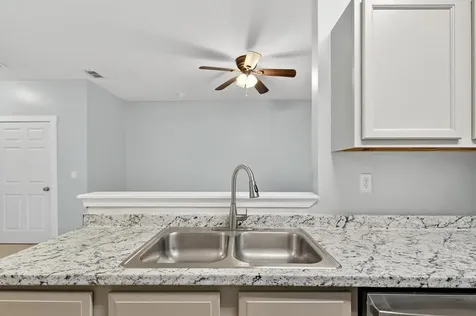 7042 Mills Avenue Jacksonville FL 32211