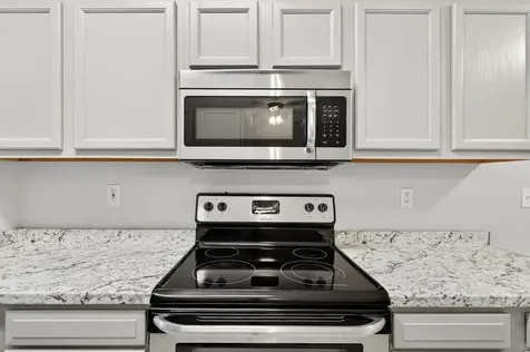 7042 Mills Avenue Jacksonville FL 32211