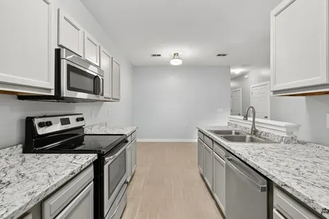 7042 Mills Avenue Jacksonville FL 32211