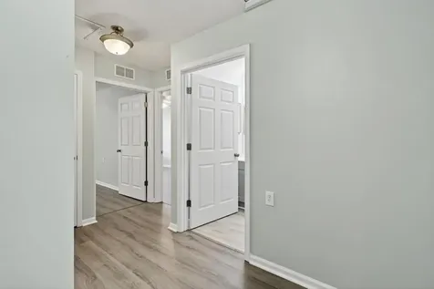 7042 Mills Avenue Jacksonville FL 32211