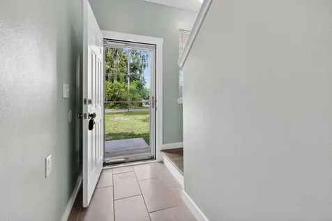 7042 Mills Avenue Jacksonville FL 32211